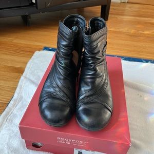 Rock port black booties. Size 6. Excellent used condition. Worn only twice.